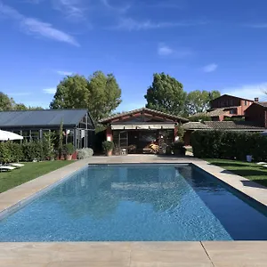 https://locanda-rossa.it-tuscanyhotel.com